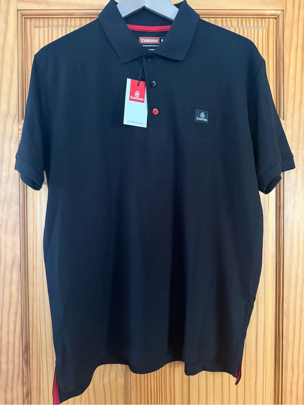 Emirates Airline Official Licensed Black Polo Shirt Men’s Size Medium NWT